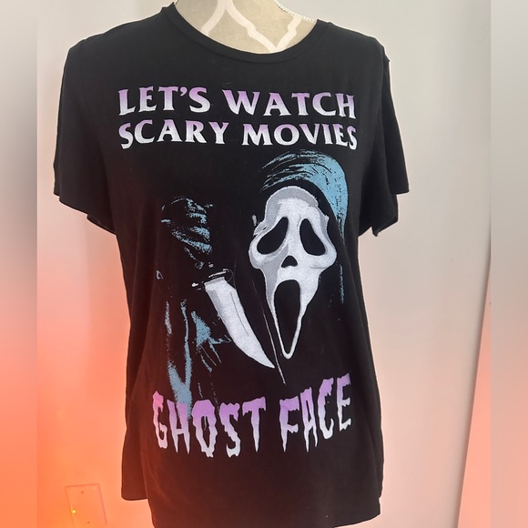 Oversized graphic let’s watch scary movies t shirt - Picture 2 of 3